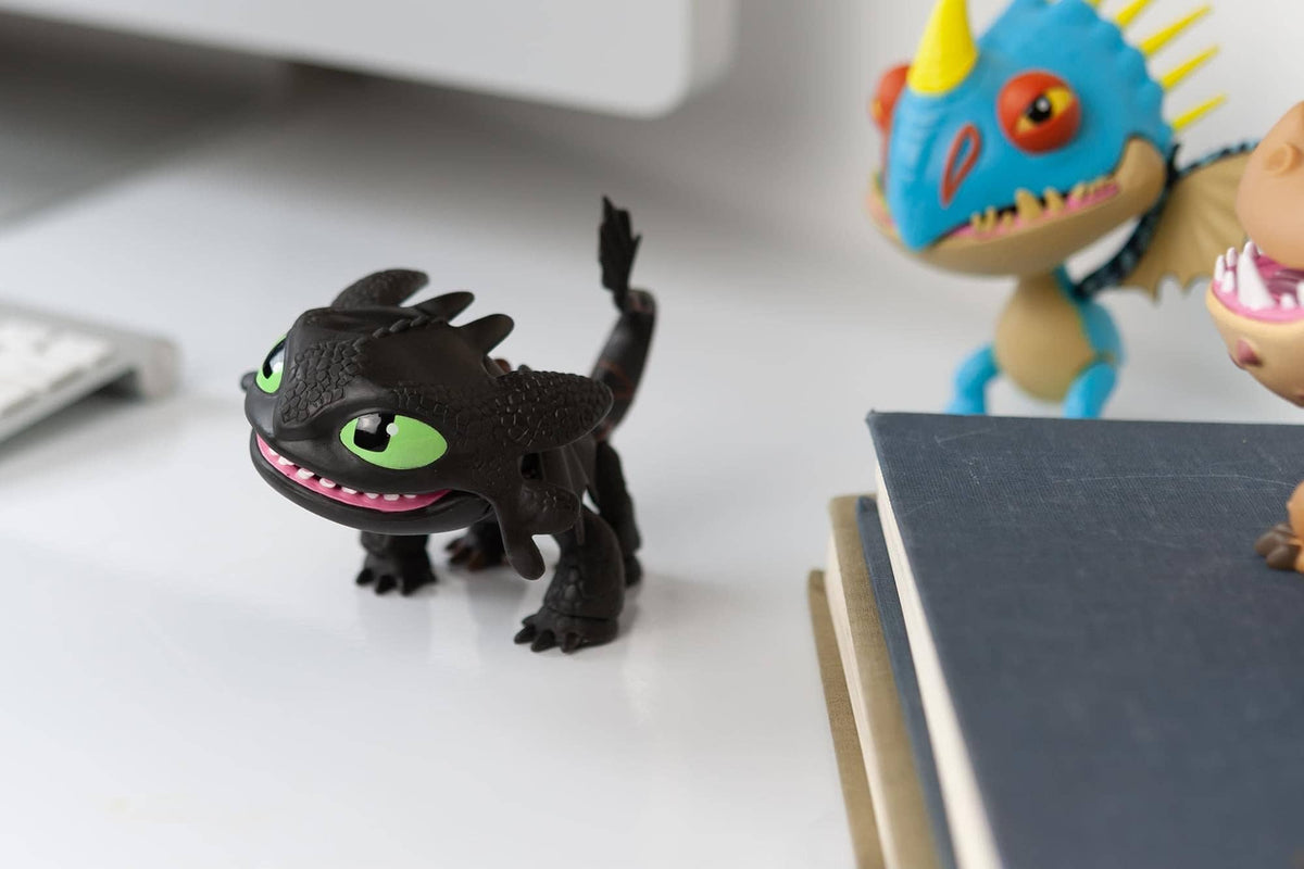 How To Train Your Dragon 6"-7" Action Vinyl: Toothless