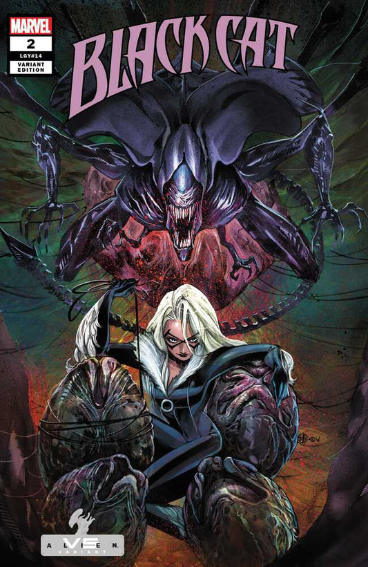 Black Cat (2020) # 2 Momoko Marvel vs Alien Variant