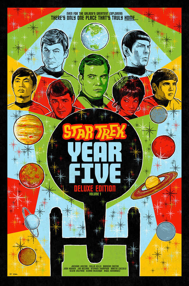Star Trek: Year Five Deluxe Edition Book 01