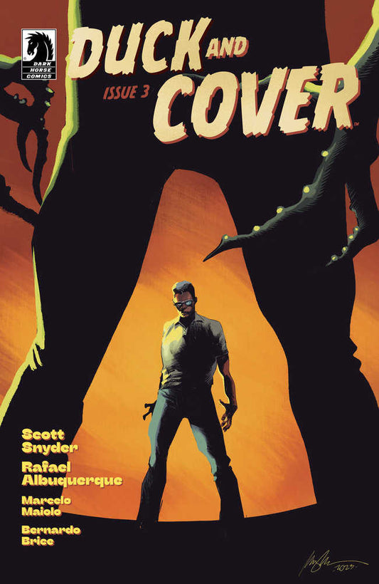 Duck And Cover #3 (Cover B) (Foil) (Rafael Albuquerque)