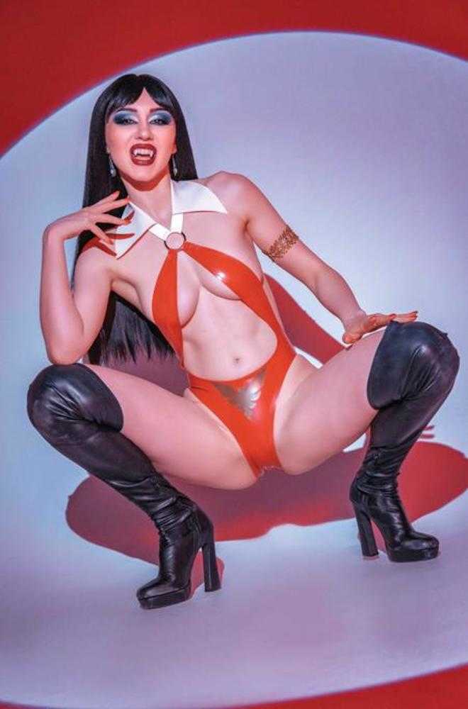 Vampirella Armageddon #11 Cover F Lauren Delorean Cosplay 1:10 Virgin Variant